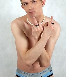 Alec Mikaelson 5a9e50cba7695.jpg