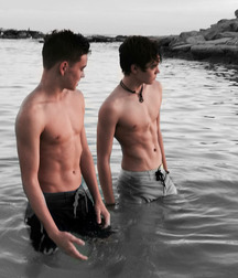 Hot Guys with Hot Bods. 5b72f87909a3a.jpg