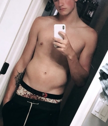 Hot Guys with Hot Bods 2 5c272652aa9eb.jpg