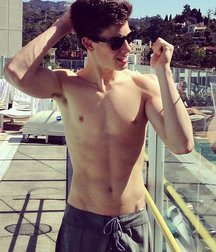 Hot Guys with Hot Bods 4 5c481fec4f99c.jpg