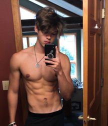 Hot Guys With Hot Bods 9 5dc8ffe801a18.jpg