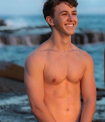 Hot Guys With Hot Bods 9 5dc8ffea1e463.jpg