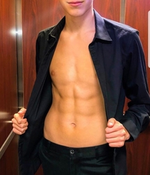 Hot Guys With Hot Bods 11 5e718586acef6.jpg