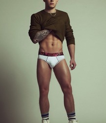 Hot Sox 3 5aa9c42f3630f.jpg