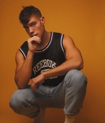 Hot Sox 3 5aa9c430c4ad8.jpg