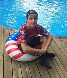 socks galore 5aac7a5e97be5.jpg