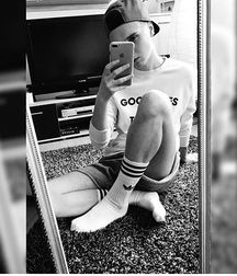 Hot Sox 6 5aac849177fef.jpg