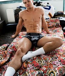 Hot Sox 7 5aac879ec479f.jpg