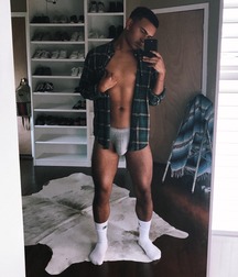Hot Sox 9 5aac96aca3ff7.jpg