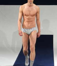 Hot Sox 9 5aac98465818f.jpg