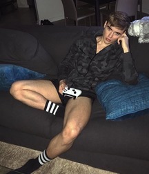 Hot Sox 9 5aac98577f7e1.jpg
