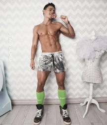 Hot Sox 9 5aac994a9019b.jpg