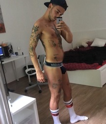 Hot Sox 9 5aac9952d9bf6.jpg