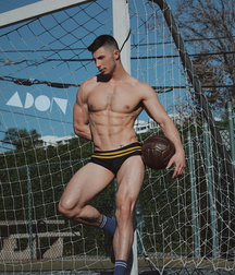 Hot Sox 9 5aac9b5e5683f.jpg