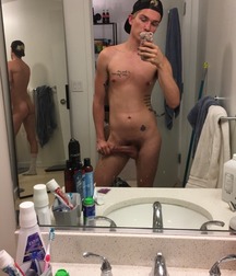 Hot Sox9 5ab1f39e4d423.jpg