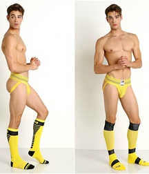 model Scott G. 5ab323c9cf50b.jpg