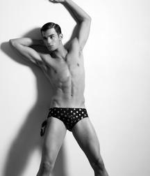 model Scott G. 5ab32431aa0cf.jpg
