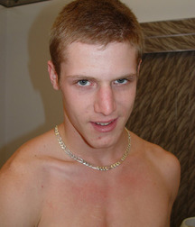 Alex  5ab32a0687ad1.jpg