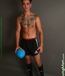 Cameron C. 5ab5029177e4c.jpg