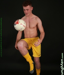 Tom S. (Yellow) 5ab7855733aad.jpg