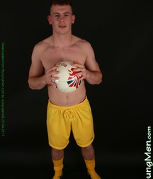 Tom S. (Yellow) 5ab78560b9e87.jpg