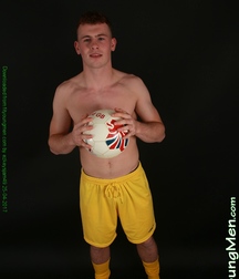 Tom S. (Yellow) 5ab78563e7e57.jpg