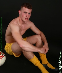 Tom S. (Yellow) 5ab7858d7638e.jpg