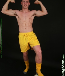 Tom S. (Yellow) 5ab785a1af057.jpg