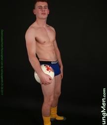 Tom S. (Yellow) 5ab785d37a7d3.jpg