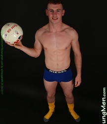 Tom S. (Yellow) 5ab785e03ac4c.jpg