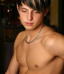 Albin 5ab79dac51602.jpg