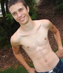 Alan 5abb3fc7c0243.jpg