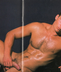 Alec P. 5ac3069673d5f.jpg