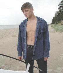 Cody tent 5ac311a8e164d.jpg
