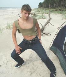 Cody tent 5ac311b0a9e4f.jpg