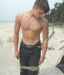 Cody tent 5ac311cd9e6f7.jpg