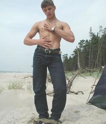 Cody tent 5ac311cf77cc5.jpg