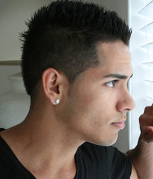 Damian sexy eyes 5ac3132e43084.jpg