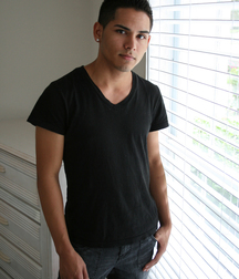 Damian sexy eyes 5ac3134fccd7f.jpg