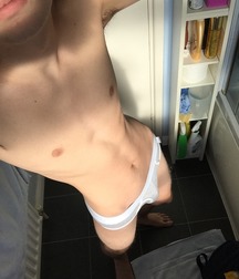 Skinny Twinks 4 :) 5ac03c95d6d52.jpg