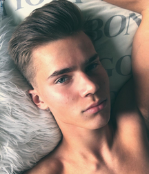 Skinny Twinks 22 :) 5ae79aa7c0400.png