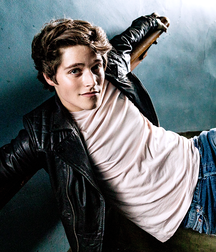 Froy Gutierrez  5b0d301edc832.png