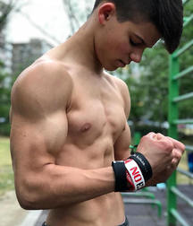 Skinny Twinks 34 :) 5b19ab9aa2c91.jpg