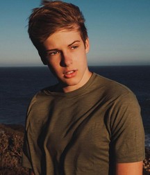 Blake Gray 5b1d9b8d43d98.jpg