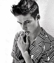 Blake Gray 5b1d9b95019fe.jpg