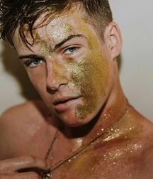 Blake Gray 5b1d9b95e47e7.jpg