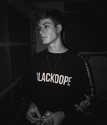 Blake Gray 5b1d9b9e45dfe.jpg
