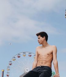 arnau marin 5b1da67507fa0.jpg