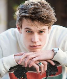 Colin Ford 5b2dc62768f56.jpg
