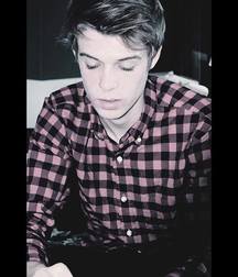 Colin Ford 5b2dc632695cc.jpg